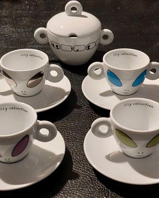 illy collection - 2001 David Byrne - Alien