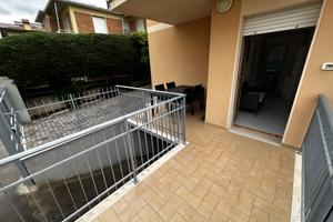 Rif. 15 appartamento posto auto e corte privata