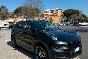 Lynk&Co 01 Nera Plug-in