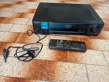 Video cassette VHS hi fi stereo Sony slv-e800