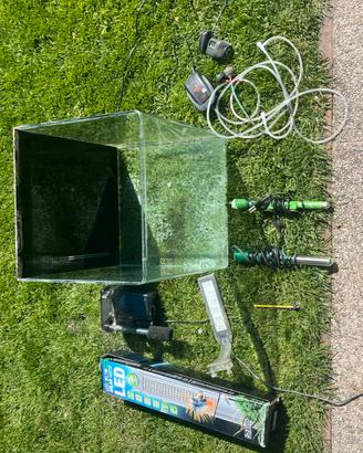 ACQUARIO+ACCESSORI (completo) PREZZO TRATTABILE