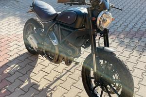 Ducati Scrambler Icon 800 Custom