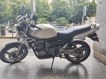 Kawasaki ER-5 (2000)