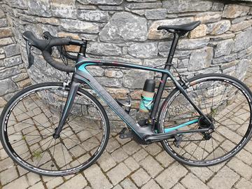 Bici da strada Bianchi dama bianca infinito