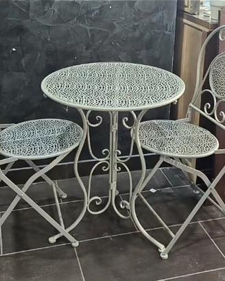 Set tavolino + due sedie pieghevoli 