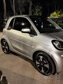 Smart fortwo eq