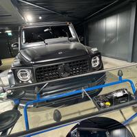 Tecnico installatore vetri auto e camion