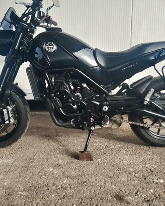 Benelli Leoncino 500 ABS