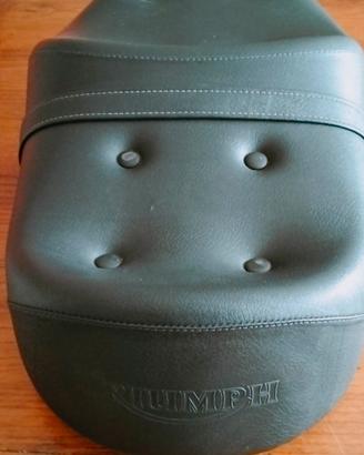 sella Bonneville king & Queen aggancio 2 viti