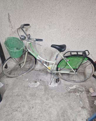 Bicicletta Legnano donna vintage con cestino