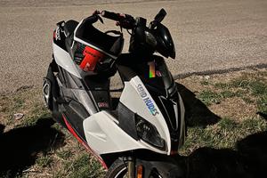 Aprilia SR 50 - 2023