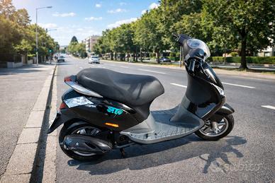 scooter piaggio zip 50 