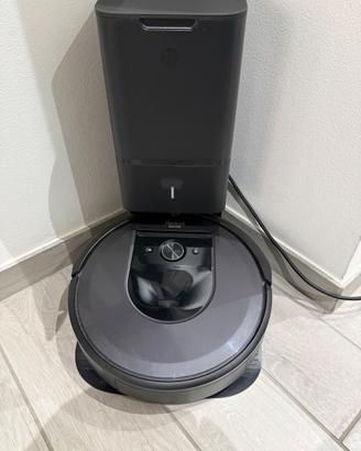 Roomba i7 plus aspirapolvere
