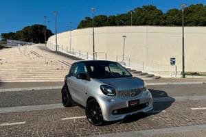 Smart Fortwo 453 1.0 71 CV Twinamic SuperPassion