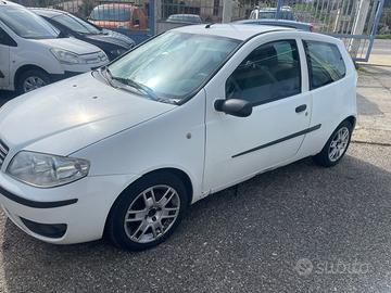 Pezzi Ricambio Fiat Punto 1.3 multijet Smembro