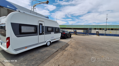 Caravan/Roulotte Hpbby 455UF 6 posti