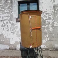 Botte  in vetroresina capacità 5 quintali