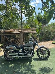 Harley-Davidson Softail Breakout - 2024