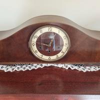 Orologio a pendolo da tavolo