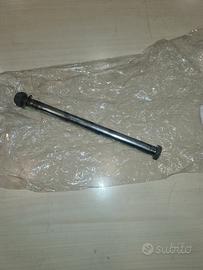 perno forcellone yamaha xt 600 