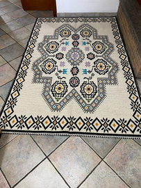 Tessitrice tappeti e arazzi in Sardegna