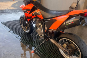 KTM 625 smc