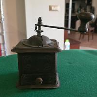 macinino caffè in metallo