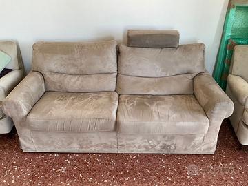Divano 3 posti beige Poltrone e Sofa