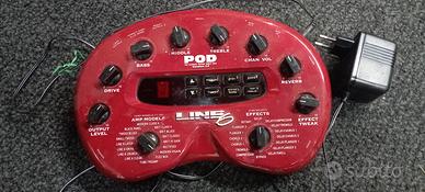 Line6 POD 2.0 con pedaliera Midi