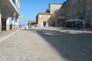 Palazzo Bernetti locale commerciale 100 mq