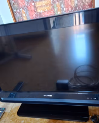TV LCD Sony Bravia 26" KDL-26S4000 con Telecomando