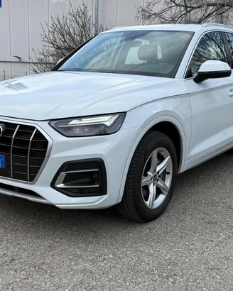 Audi Q5 40 2.0 tdi mhev 12V Business Advanced quat