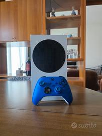 Xbox Series S 512GB Bianca - Controller Blu
