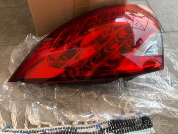 Faro posteriore Porsche cayenne 2014 Diesel