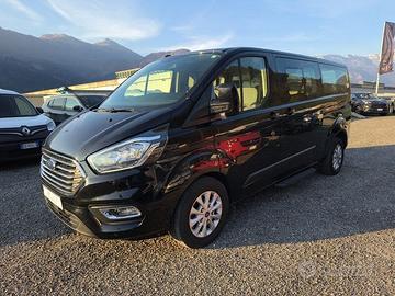Ford Tourneo Custom 2.0 TDCi 9 posti