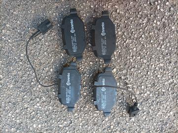 Kit pastiglie freni Brembo posteriori