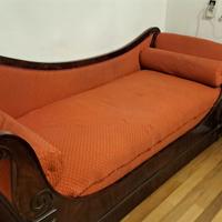 Divano in stile classico