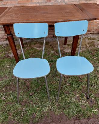 Coppia si sedie in formica azzurra