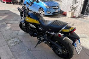 Kawasaki. Z900RS