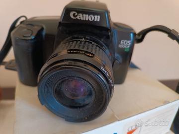 Macchina fotografica analogica Canon EOS 1000F