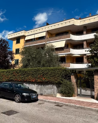 Via Fratelli Addabbo parco Varricchio