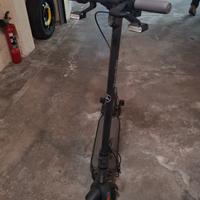 Monopattino elettrico nineboot NBScooter0128