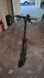 Monopattino elettrico nineboot NBScooter0128