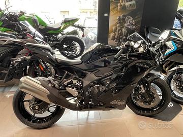 Kawasaki Ninja ZX 4- R 2025 PRONTA CONSEGNA