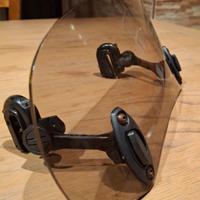 deflettore per parabrezza