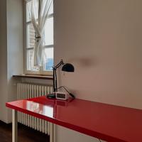 Scrivania Ikea - Edizione limitata // rosso lucido