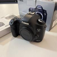 Canon 5D MK III + Battery Grip