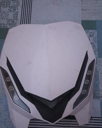 piatta con faro yz 