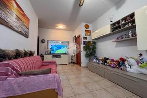 3 LOCALI A PESCHIERA BORROMEO