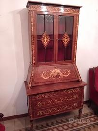 Sala stile maggiolini